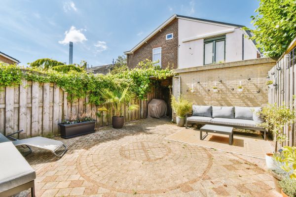 Courtyard Patio Service in Farmington
